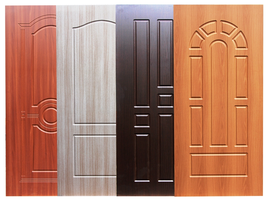 Какие панели стоит выбрать для декорирования входной двери